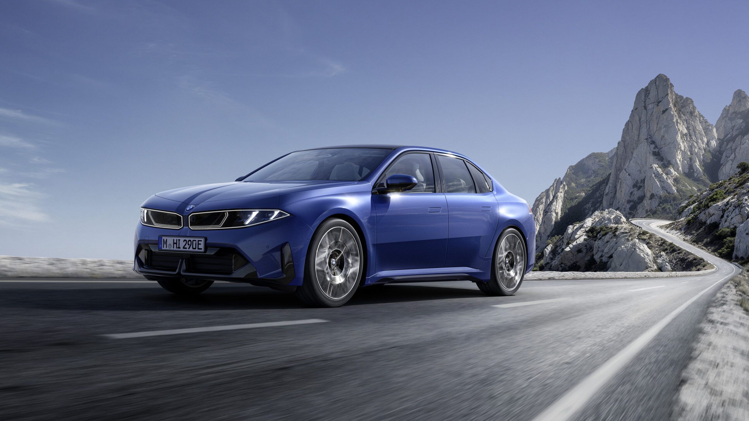 BMW i3 Neue Klasse showing the new proportions and sporting saloon profile