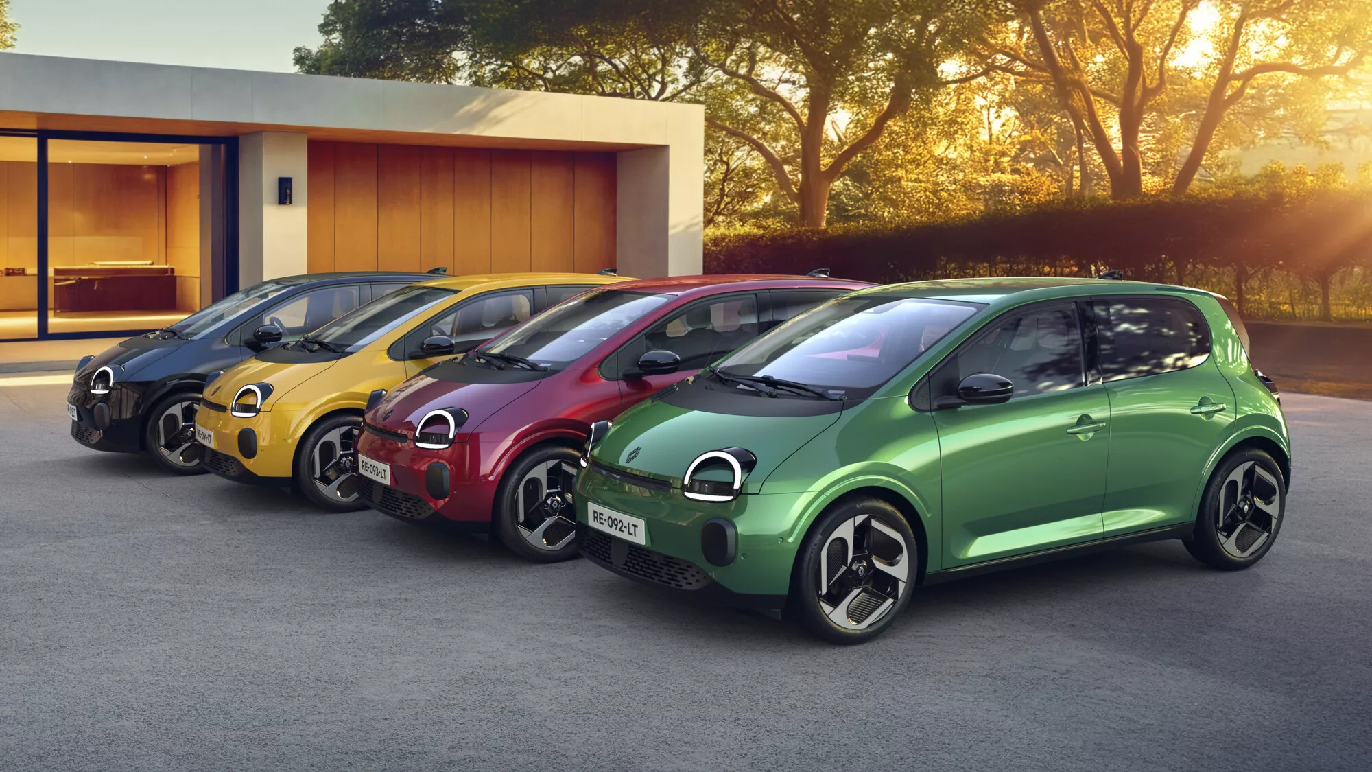 New Renault Twingo E-Tech electric in four colours